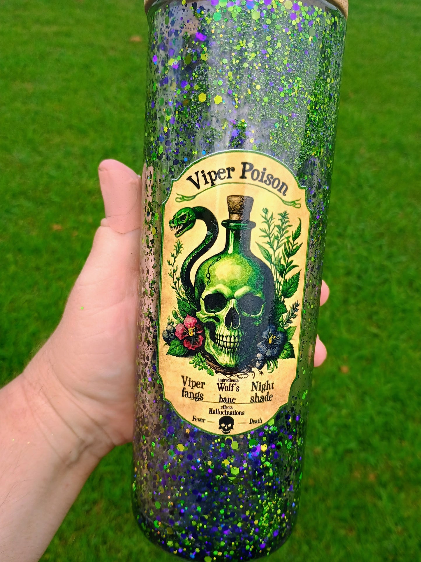Viper Poison Glitter Tumbler – Spooky & Sparkling